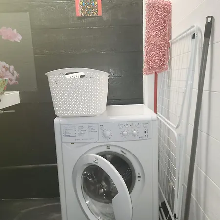 Le Petit 15140 Hébergement de vacances