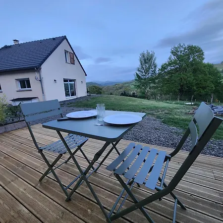Holiday home Le Petit 15140